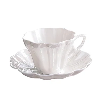 Кафе набор от Light Luxury Petals, керамична чаша, красива подобрена перлено-сребърна чаша