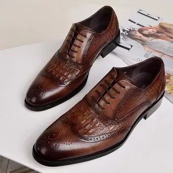 Мъжки кожени обувки с перфорации тип 