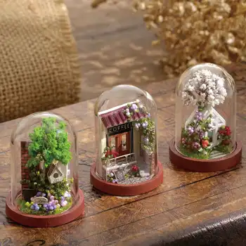 Нова креативна мини-модел на Кабината Mini, направени от ръце, събрана с прекрасни шарки и красиви подаръци