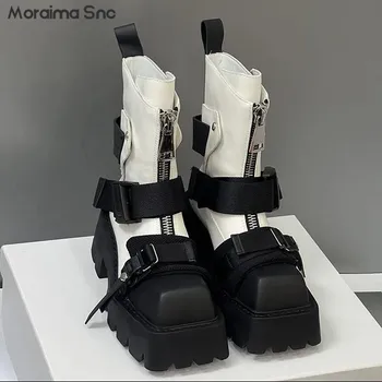 Черно-бели обувки на цветна ивица, дамски обувки 
